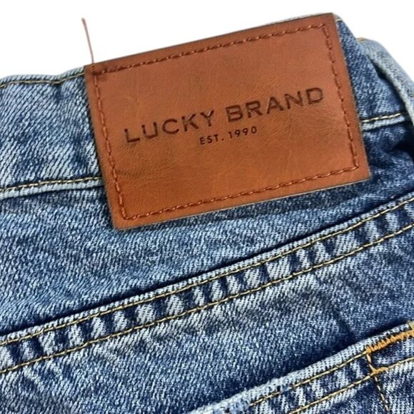 Lucky Brand Distressed Boyfriend Shorts Mid Rise Hemp Blend Women’s Size 8 - Picture 3 of 8